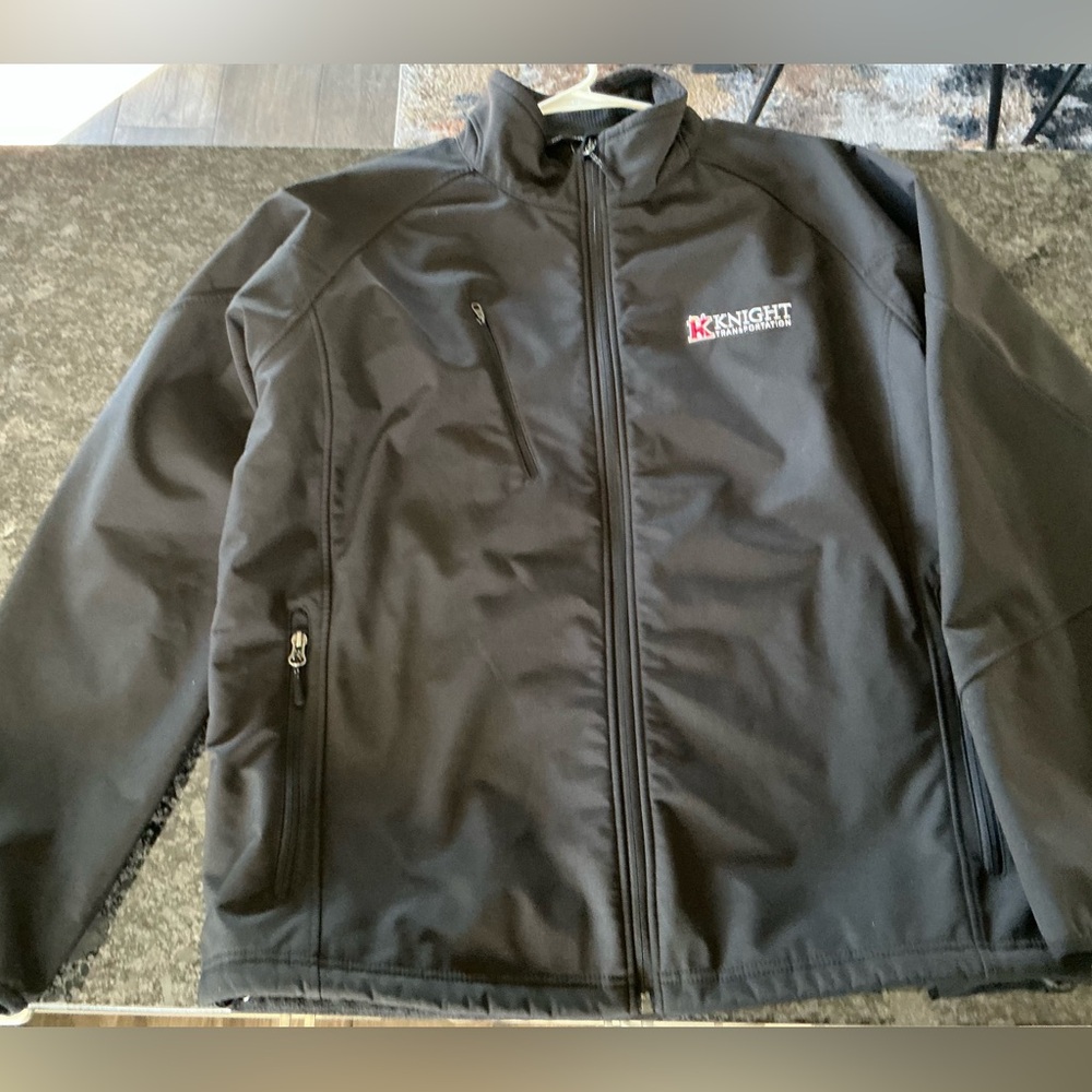 NWOT Men’s Logo Port Authority Softshell Black Jacket size Large